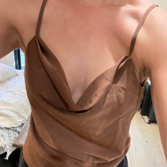L’Academie Katlyn Brown Silk cowl neck Cami sz M - Picture 6 of 8